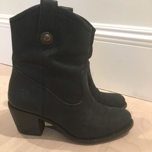 Black leather Frye Boots